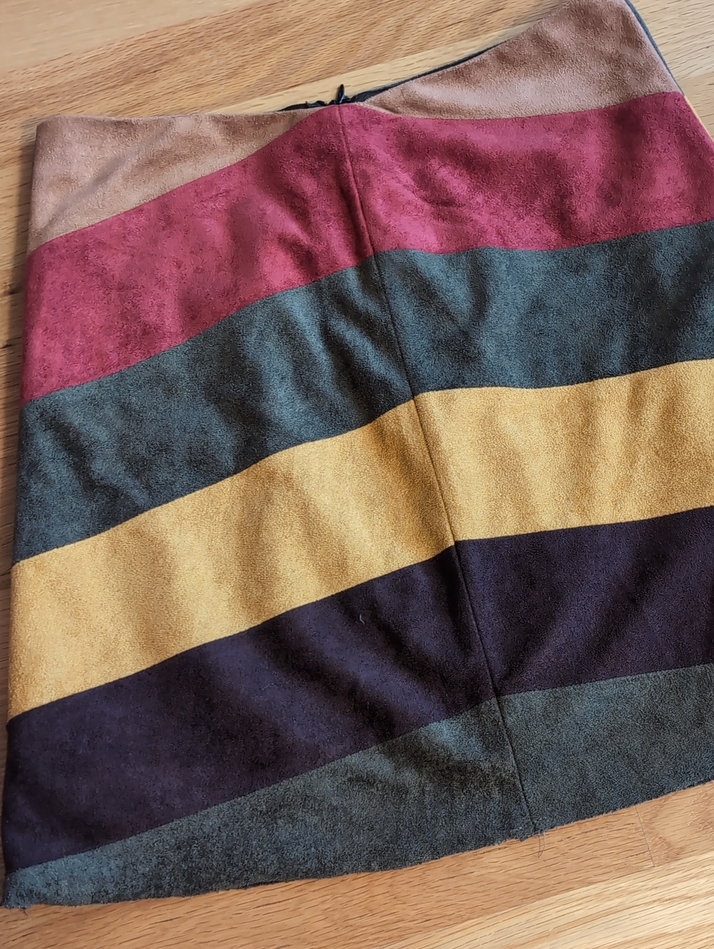 Olivaceous Striped Suede-Look Mini Skirt in Mustard, Burgundy & Olive Size S